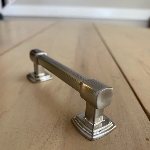 Drawer poles, drawer hardware set of 2 by Liberty, Weber satin nickel finish - Picture 6 of 13